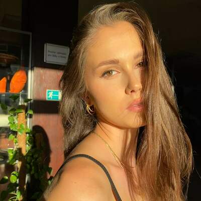 Aneta T.
