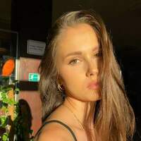 Aneta T.