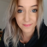Bella S.