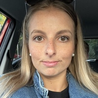 Simona M.