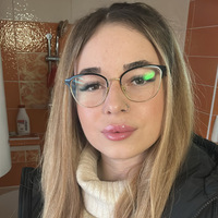 Nikol K.