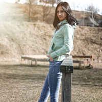 Sandra V.