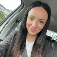 Veronika N.