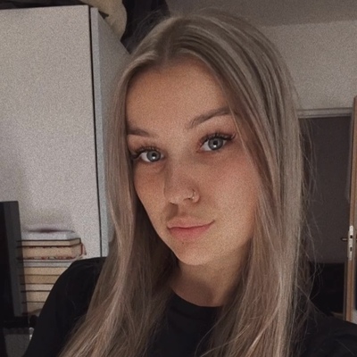 Adéla H.