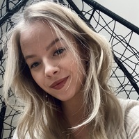 Lucie S.