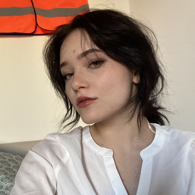 Ema K.