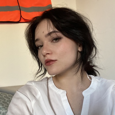 Ema K.