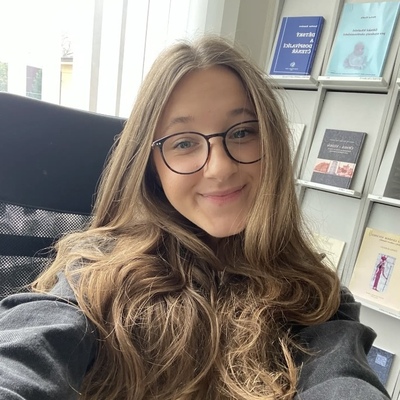 Julie