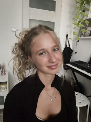 Julie