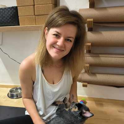 Simona N.