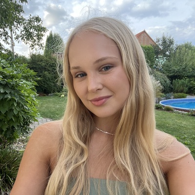 Adéla Kadeřábková