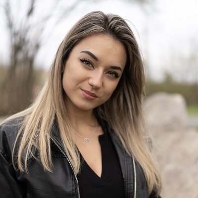 Miriam Lezová