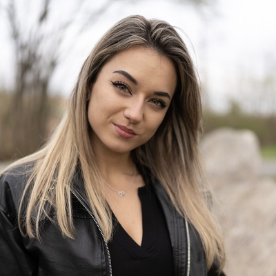 Miriam Lezová