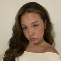 Adéla G.