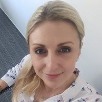 Lenka S.