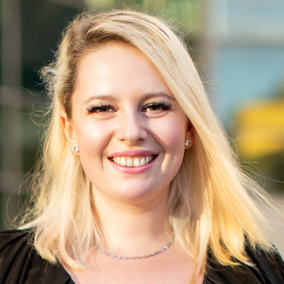 Lenka T.